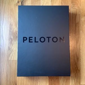 Peloton 2018 Holiday Welcome box